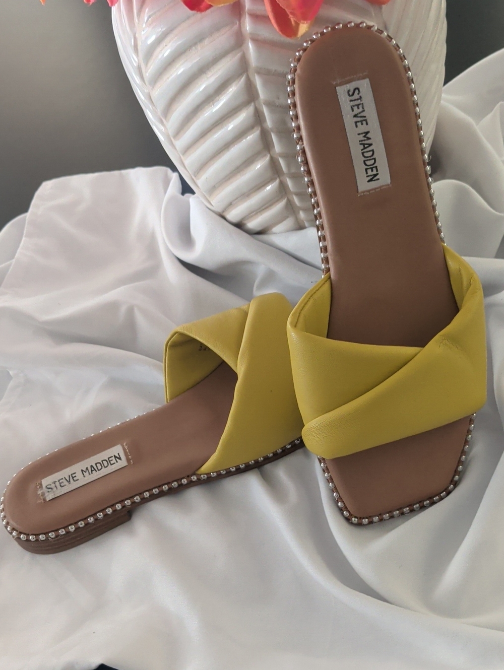 Steve Madden Yellow Twist-Band Beaded Slide Mules